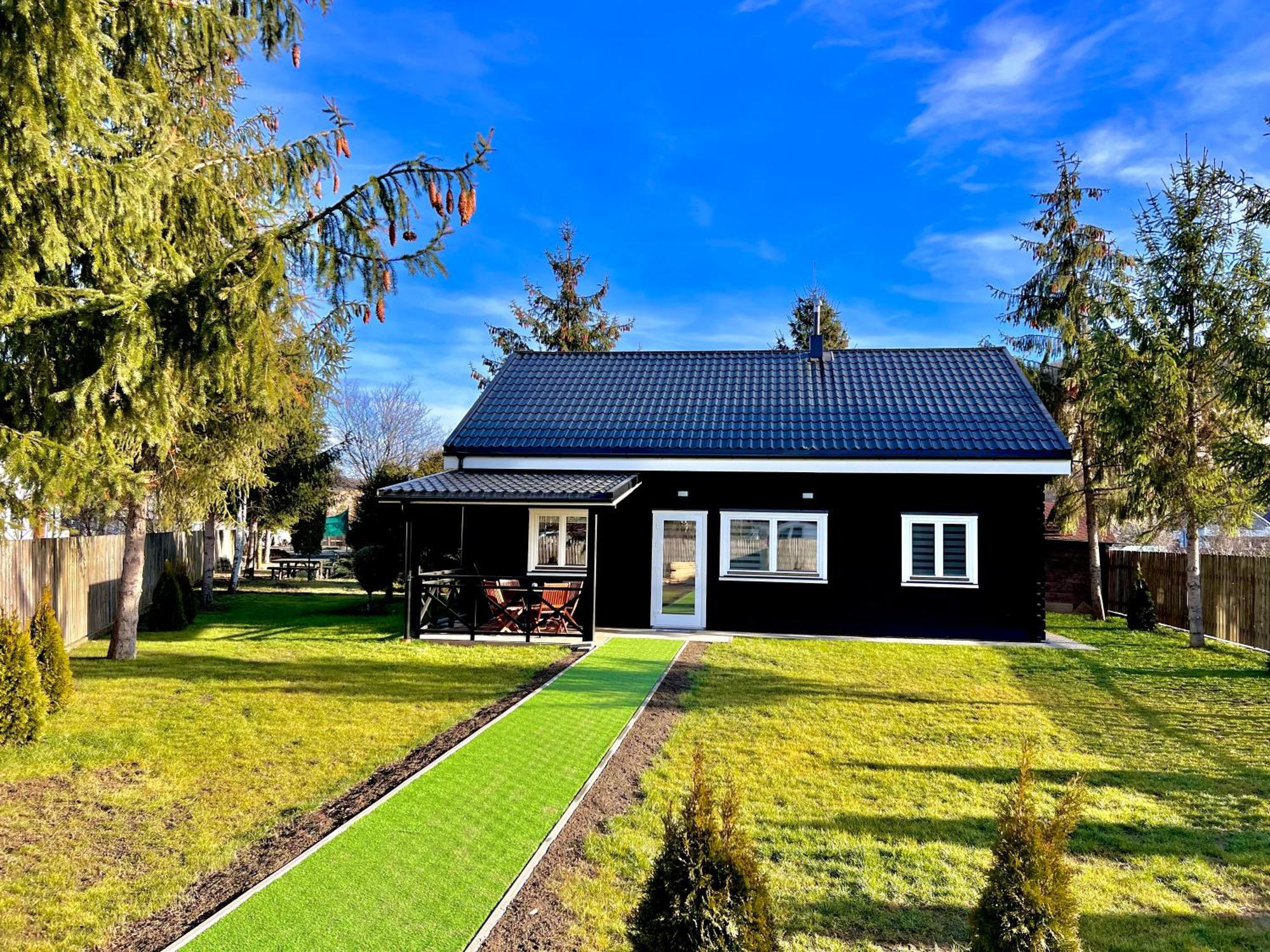 Vila Scandinavia Sîngeorgiu de Mureş エクステリア 写真